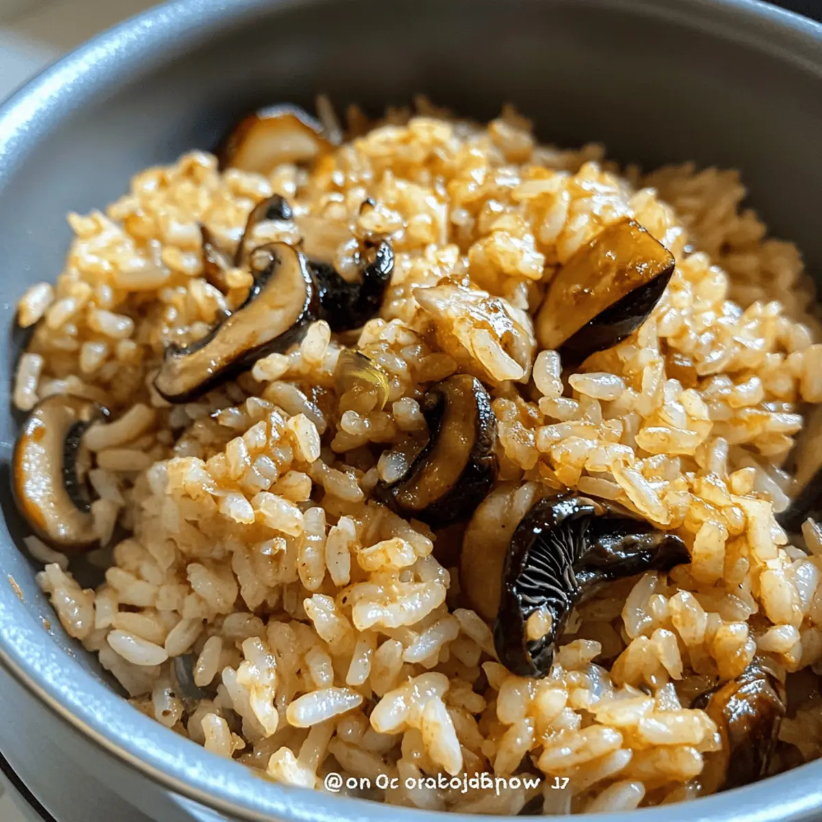 Einfache One Pot Pilaw mit würziger Miso-Sauce