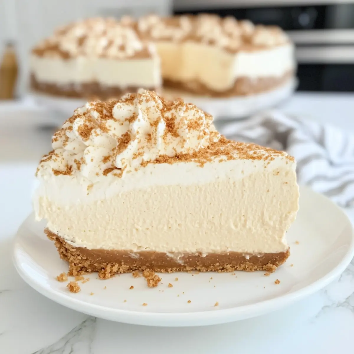 Einfache Eierlikör-Käsekuchen mit Ingwerbrötchenkekskruste