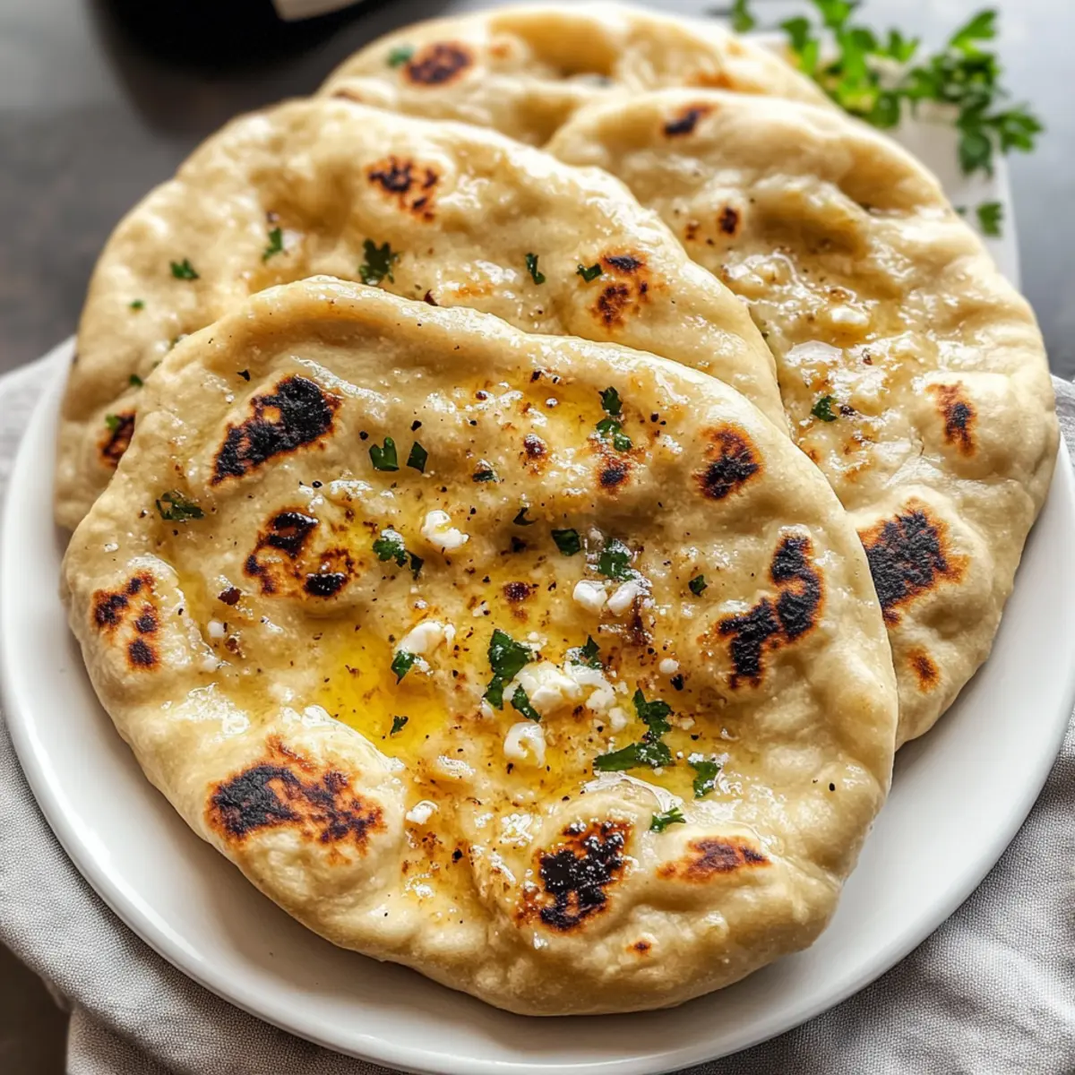 Griechisches Joghurt Naan Brot in 25 Minuten