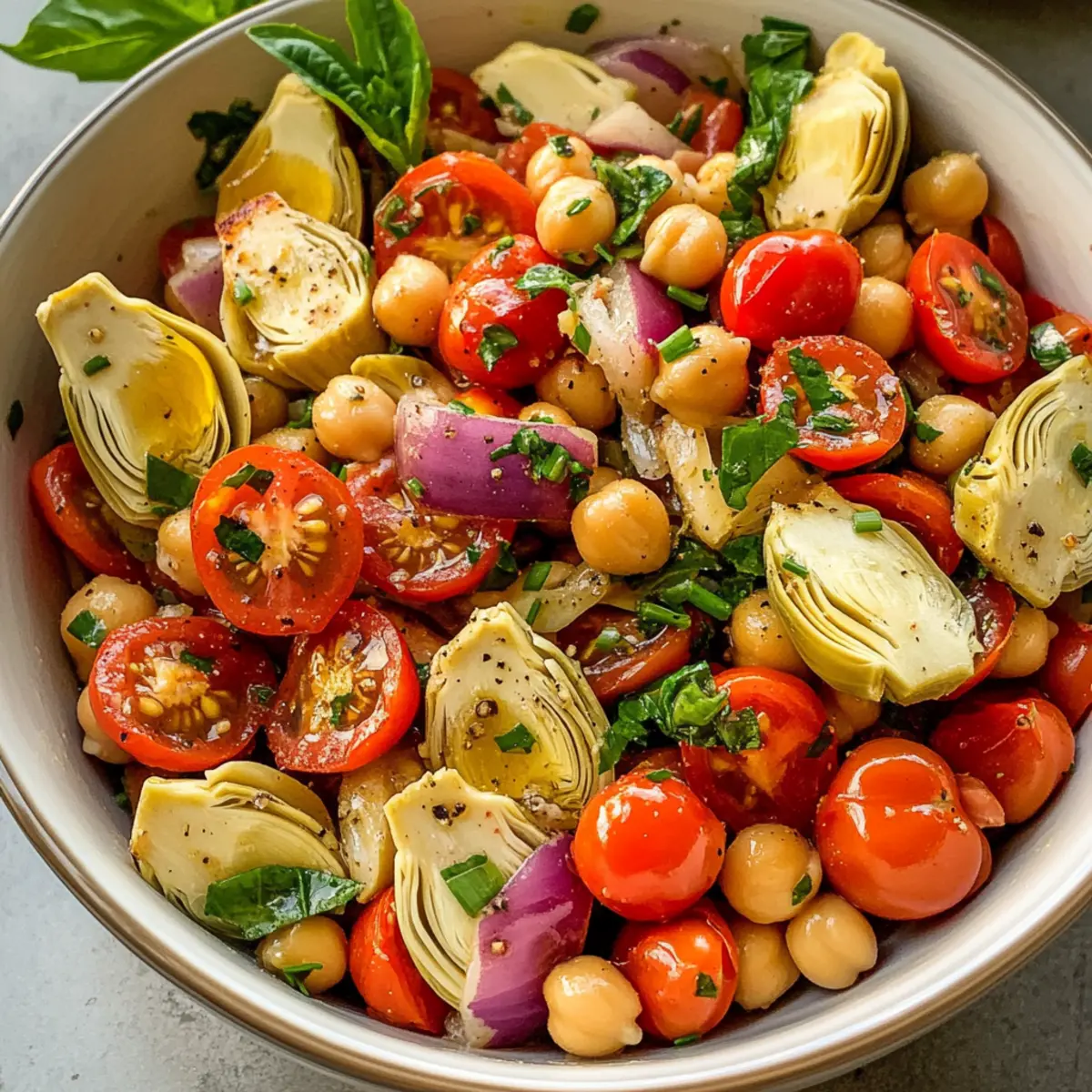 Toskanischer Artischocken-Tomaten-Salat für den Sommer